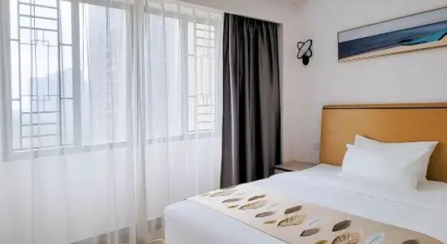 Люкс с 2 комнатами Haili Apartment