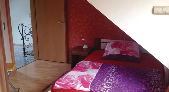 Stunning Apartment in Espenau OT Mönchehof With 3 Bedrooms and Wifi, Забронировать Апартаменты/квартира Апартаменты земли Гессена, Апартаменты/квартира
