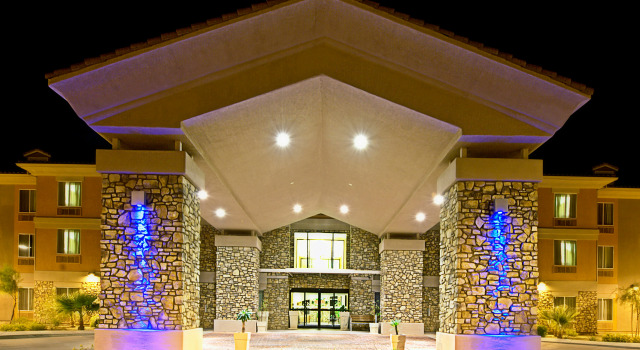 Holiday Inn Express & Suites Tucson by IHG