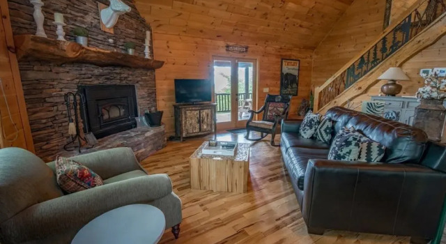 Wolf`s Den-minutes to Blue Ridge, Book Hotel Blue Ridge Georgia
