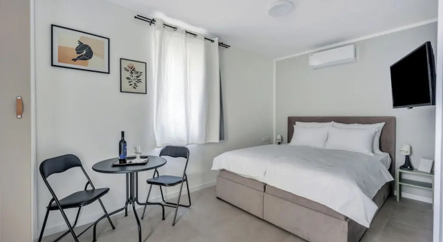 Studio apartments Yucca 2min to the sea, Rezerwuj Apartament Hotele w Split-Dalmatia County z parkingiem, Parking