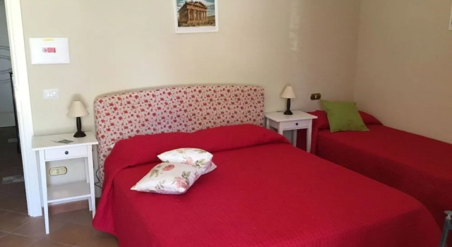 Somnium, Rezervați Hotel Hoteluri în Albanella cu parcare, Parcare