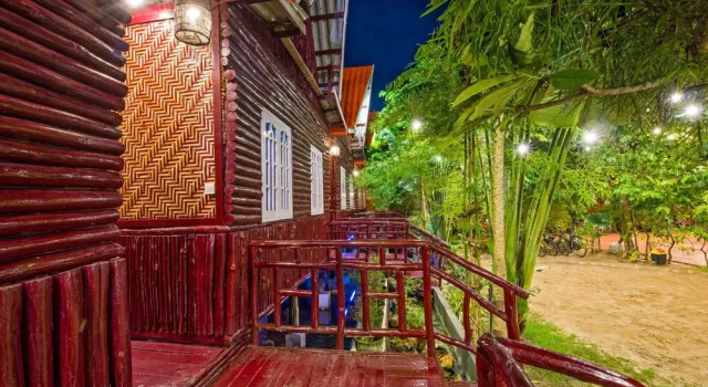 Deluxe bungalow Hotel Mega Star