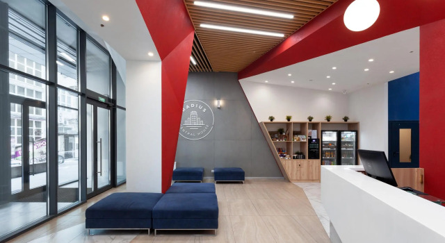 Rooms-Eкб (Румс-Екб) на улице Малышева, Забронировать Отель Отели Городского округа Екатеринбурга - Северный управленческий округ с парковкой, Парковка