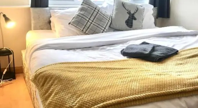 Exclusive 3 Bedroom House, Rezervați Hotel Hoteluri de 3 stele în Derbyshire, 3*