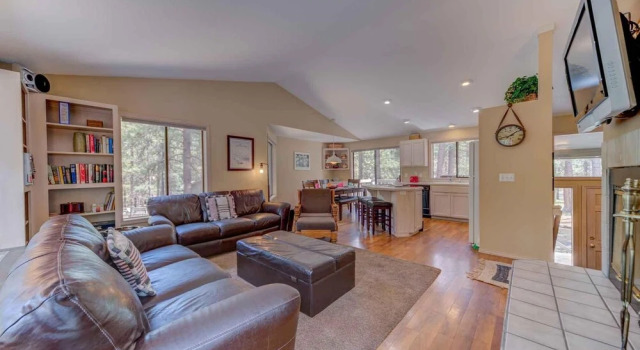Diamond Peak Lane #20 by Village Properties at Sunriver