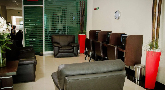 Hotel Portonovo Plaza Guadalajara, Забронировать Отель Гвадалахара Халиско, рядом с Morelos Park