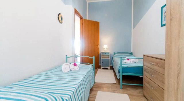 Апартаменты White Rose Suite Apartment