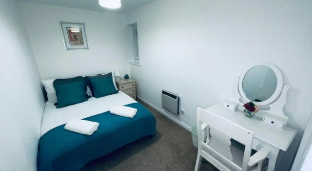 Superior 2 bedroom apartment with parking, Varaa Huoneisto Asunnot kohteessa Merseyside, Huoneisto