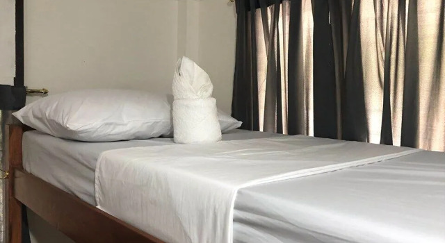 Bed Bunks and Beyond Hostel, 预订 青年旅舍 爱妮岛 El Nido Region