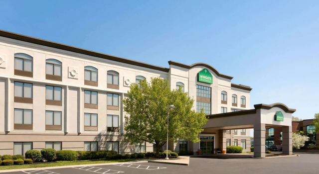 Wingate by Wyndham Cincinnati Blue Ash, Buchen Sie Hotel Blue Ash Ohio