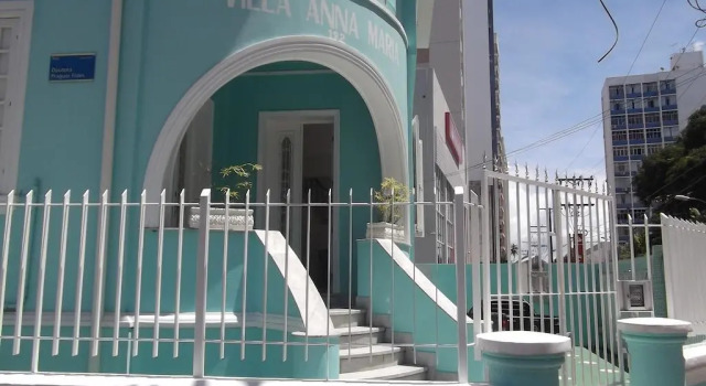Porto das Palmeiras Hostel, Забронировать Хостел Хостелы Сальвадора, рядом с Santo Antonio da Barra Fort, Хостел