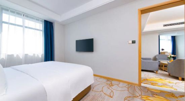Люкс Executive Vienna International Hotel (Yichang East Railway Station Passenger Transport Center)