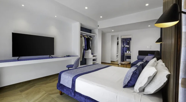 Трёхместный номер Superior с балконом Dreamers Rooms Sorrento