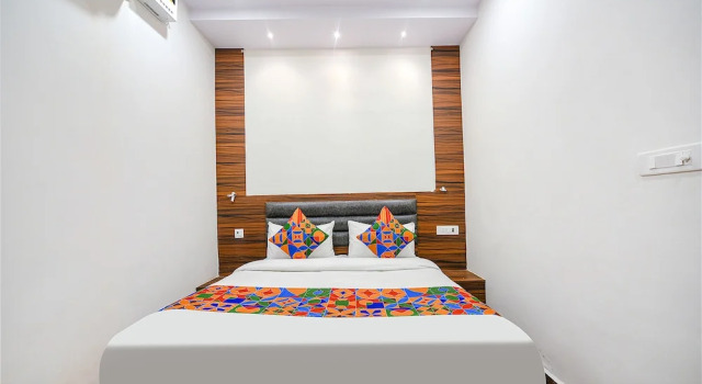 Fabexpress City Walk, Book Hotel Faridabad Haryana