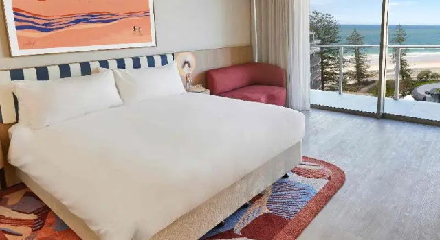 Двухместный номер Standard с балконом и с видом на океан Avani Mooloolaba Beach Hotel