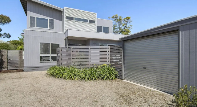 Bask at The Glade - Rejuvenate Stays, Book Hotel Inverloch 