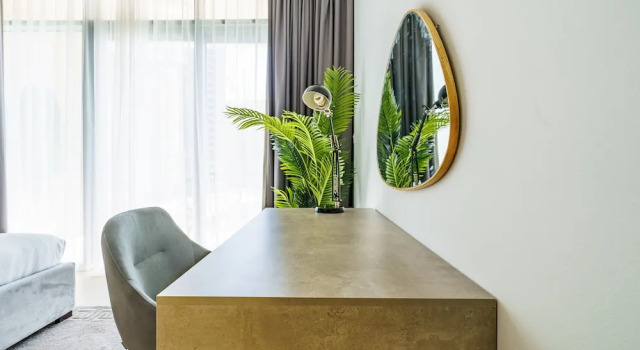 Апартаменты Deluxe с балконом Downtown Charming Condo Close to Dubai Mall