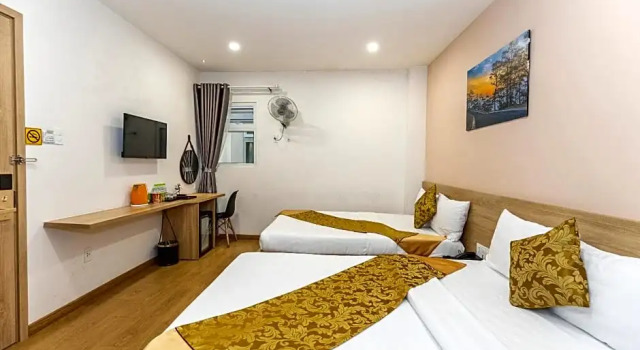 Четырёхместный номер Standard Centro Hotel Da Lat