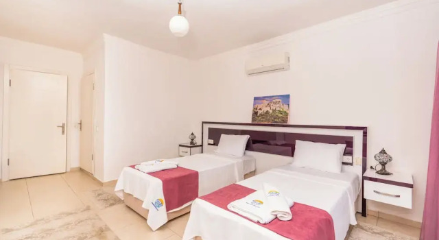 Villa Fuchsia 4-bedroom Retreat With Private Pool and Breathtaking View, Забронировать Вилла Калкан провинция Анталья