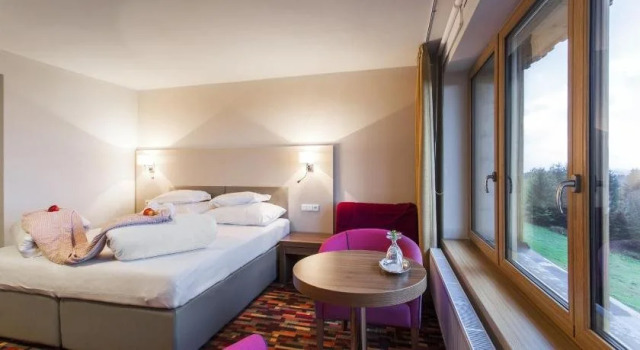 Hotel Premier, Book Hotel Hoteller i Jizera Mountains med parkering, Parkering