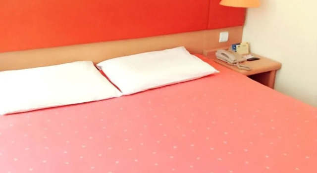 Home Inn Kunming Baita Road, Prenota Hotel Panlong Kunming