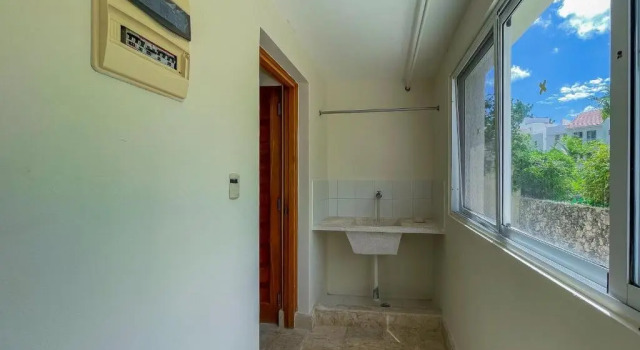 Great 2 BR apartment only 30 seconds walking distance from the beach - BRA1, Prenota Appartamento Hotel a Punta Cana con piscina, Piscina