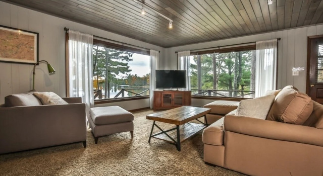 Hilltop - Serenity Bay Resort 2 Bedroom Cabin, Buchen Sie Resort Woodruff USA