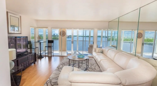 Hickory Bay West 407 - MO, Book Lejlighed Hoteller i North Naples med pool, Swimmingpool