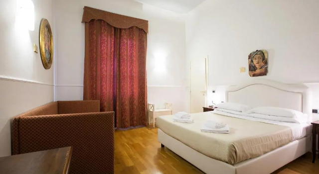 Трёхместный номер Relais Hotel Centrale "Dimora Storica"