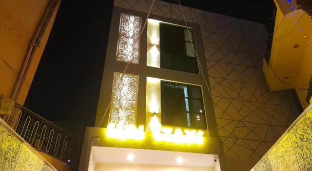 Hotel Sunstays Oppsite Bus stand, Забронировать Отель Отели штата Раджастхана с парковкой, Парковка