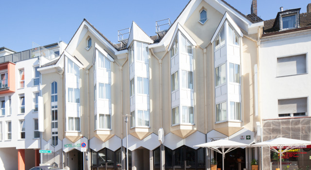 Hotel am Stern, 预订 酒店 布吕尔 北莱茵-威斯特法伦州