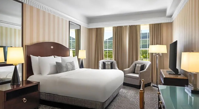 Двухместный номер с видом на горы The Equinox Golf Resort & Spa