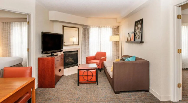 Двухместный люкс с 2 комнатами Residence Inn by Marriott Newark Silicon Valley