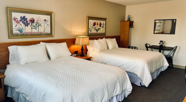 Четырёхместный номер Standard Lakeside Stays