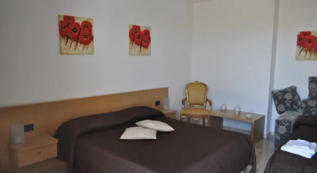 Четырёхместный номер Standard с видом на море Guest House B&B Pietra Bianca