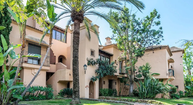 Apartment With 3 Bedrooms in Malaga, With Shared Pool, Enclosed Garden and Wifi - 1 km From the Beach, Забронировать Апартаменты/квартира Апартаменты Эстепона, Апартаменты/квартира