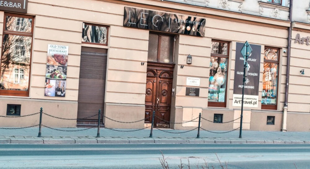 Leo Apartments Old Town Residence, Забронировать Апартаменты/квартира Отели Кракова с завтраком, рядом с Церковь Святого Франциска Ассизи, Завтраки