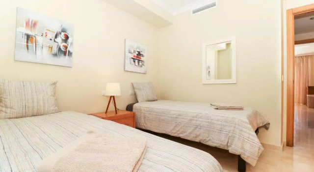 Апартаменты Luxury 2BR Condo B3 by Rafleys, Panoramic Sea Views, 7 mins Walk to the Beach