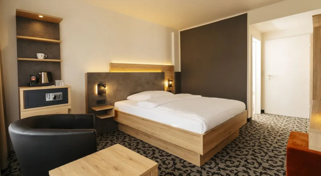Одноместный номер Comfort с балконом Caravelle Hotel im Park