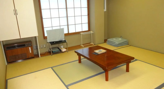 Hachi Kogen Petit Hotel White Wing, Забронировать Отель Отели Ябу с парковкой, Парковка