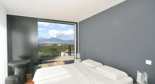 Sunset Villa with Bay View