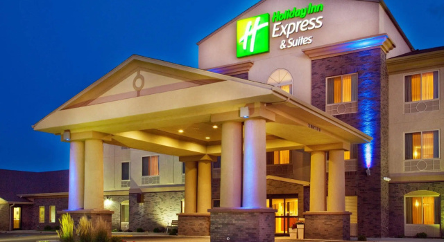 Holiday Inn Express & Suites Sheldon by IHG