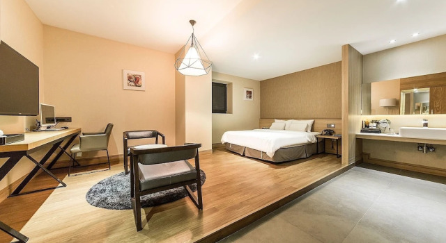 Guangming Cherbourg Hotel, Prenota Hotel Gwangmyeong Gyeonggi-do