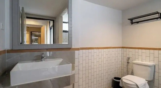 Двухместный номер Standard с балконом Mintara Hotel - โรงแรมมินธารา มีนบุรี