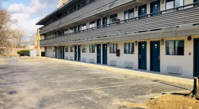 Motel 6 Columbus, OH - Quarter Horse, Book Motel Columbus Ohio