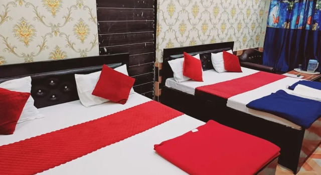 Четырёхместный номер Deluxe с видом на город Goroomgo Raghunandan Guest House Ayodhya