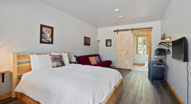 Номер Standard Lake Village Lodge