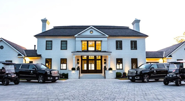 The At Kingsmill 4 Bedroom Estate, Book Feriehus Sommerhuse i Williamsburg, Hytte