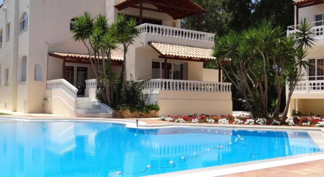 Семейные апартаменты Perla Beach
